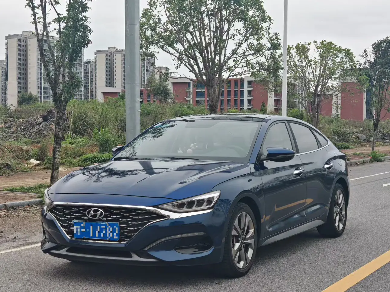 Hyundai Lafesta