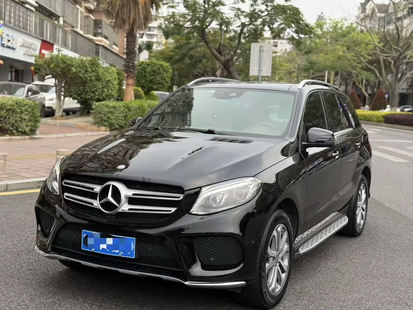 Mercedes-Benz GLE (Imported)