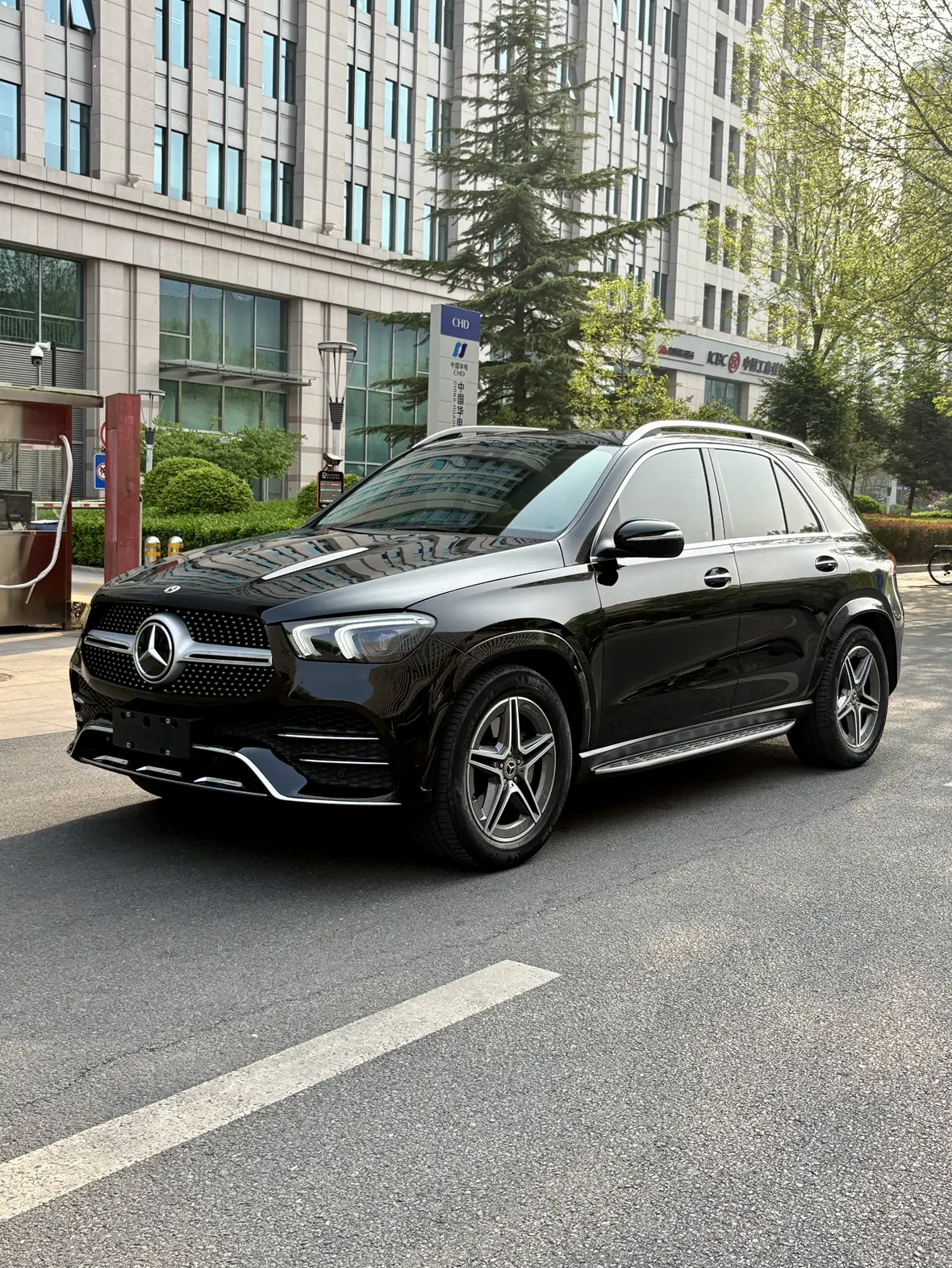 Mercedes-Benz GLE (Imported)