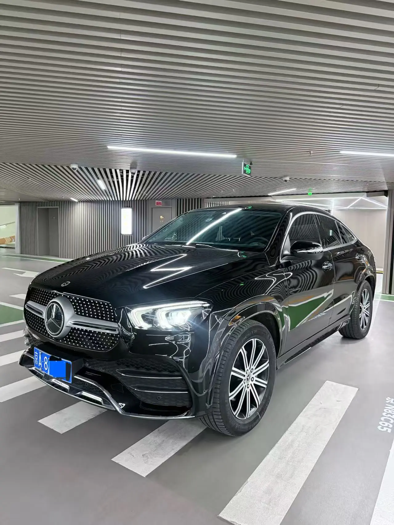 Mercedes-Benz GLE (Imported)