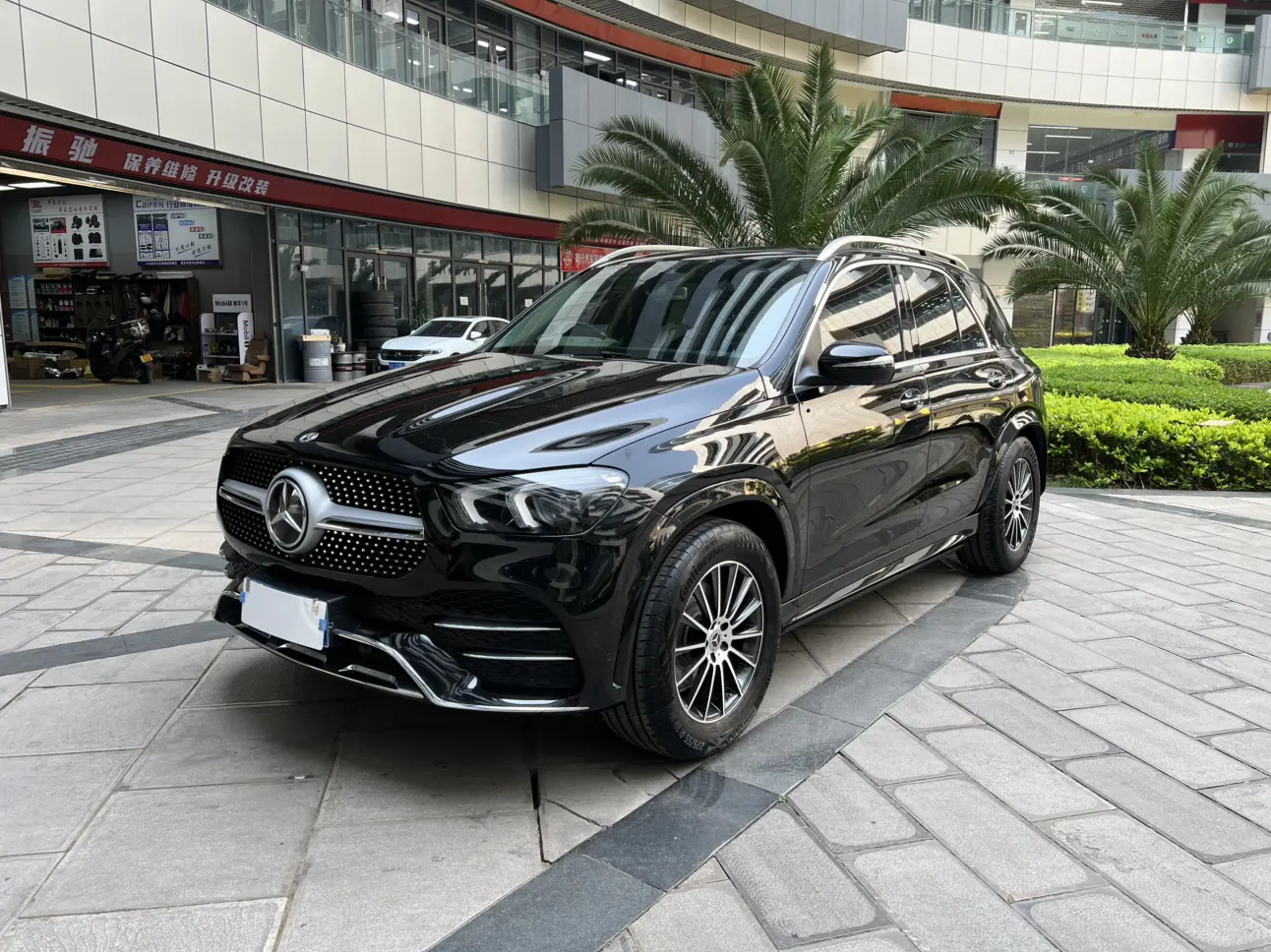 Mercedes-Benz GLE (Imported)