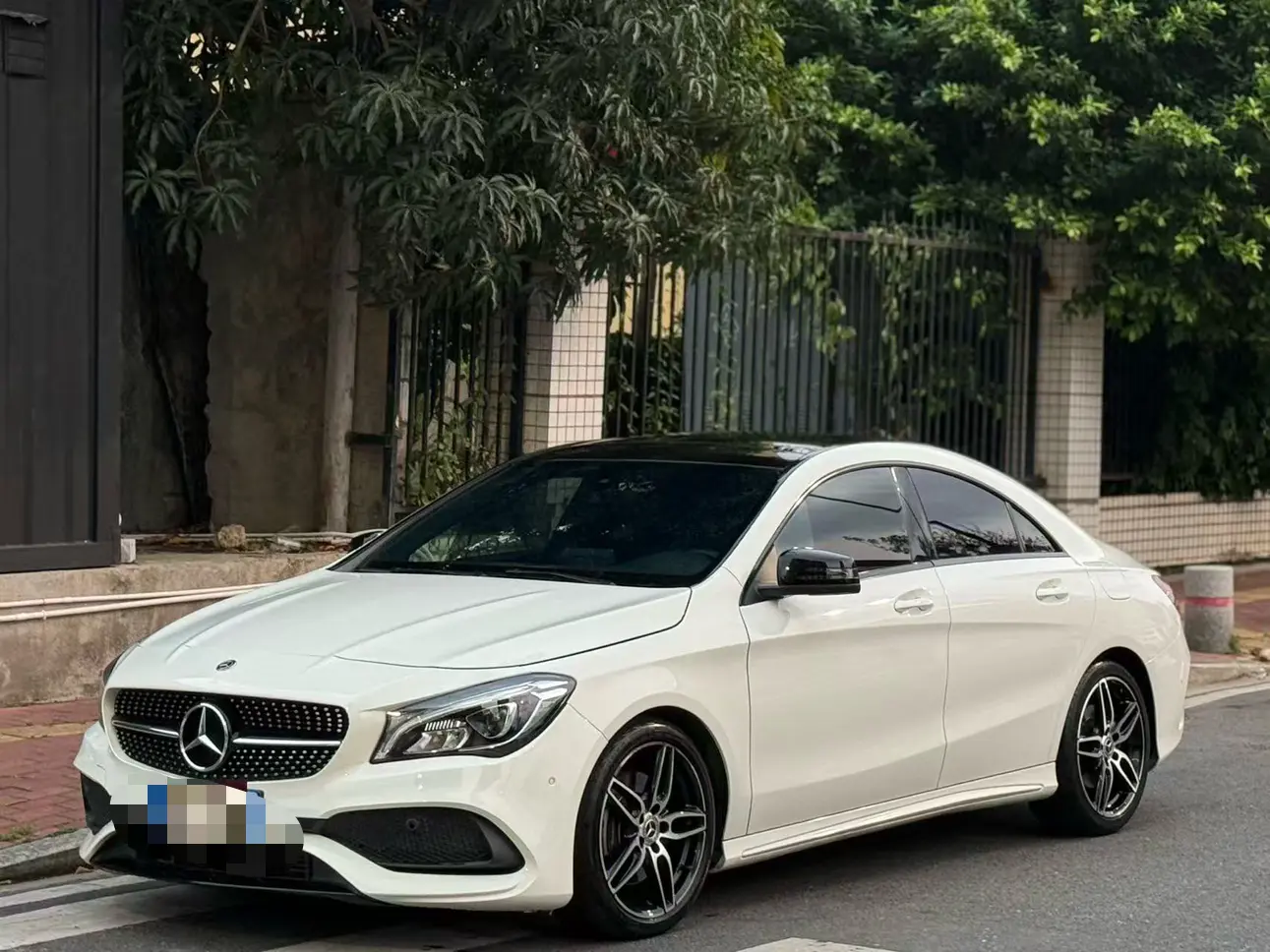 Mercedes-Benz CLA (Imported)