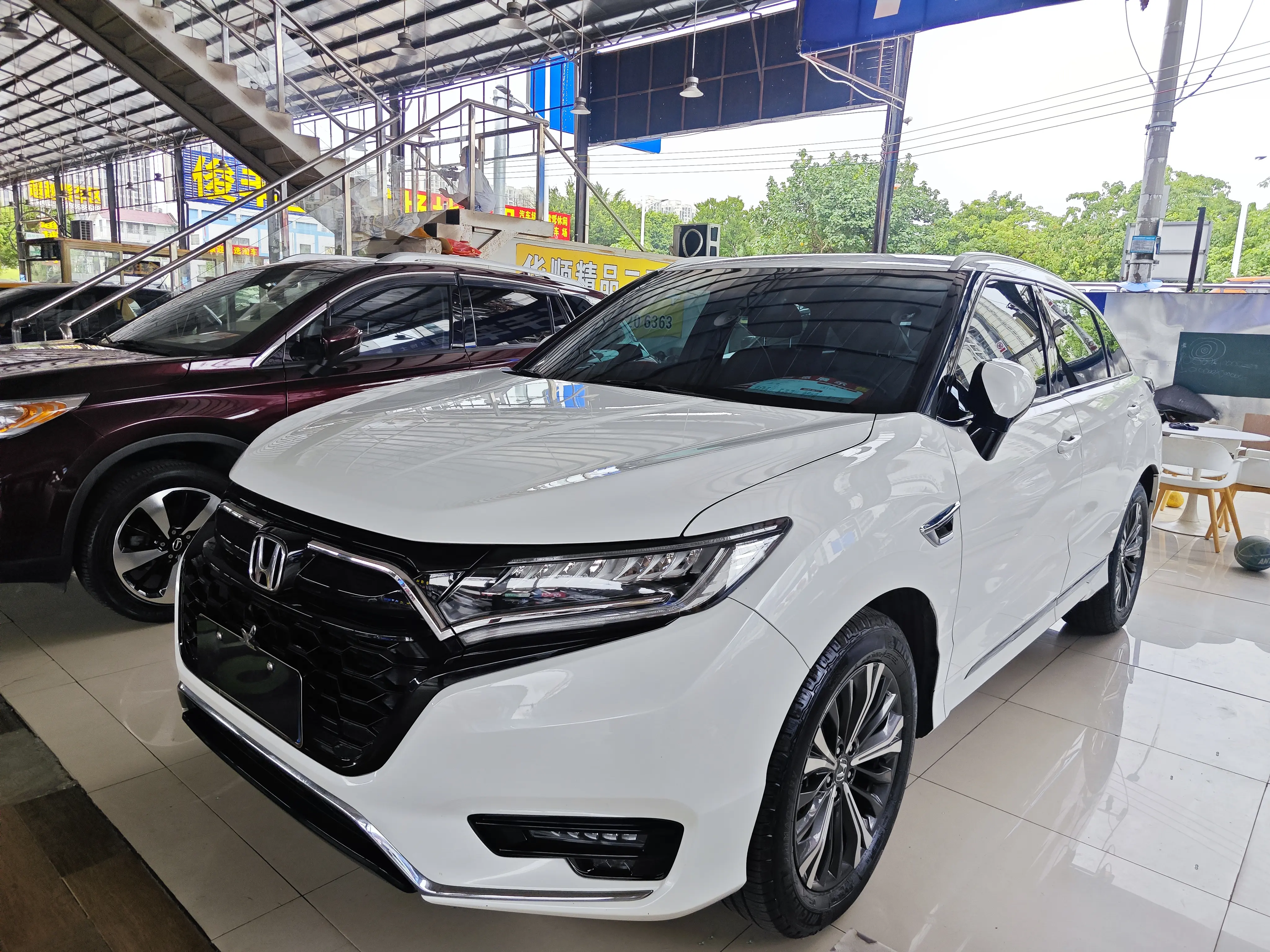 Honda UR-V