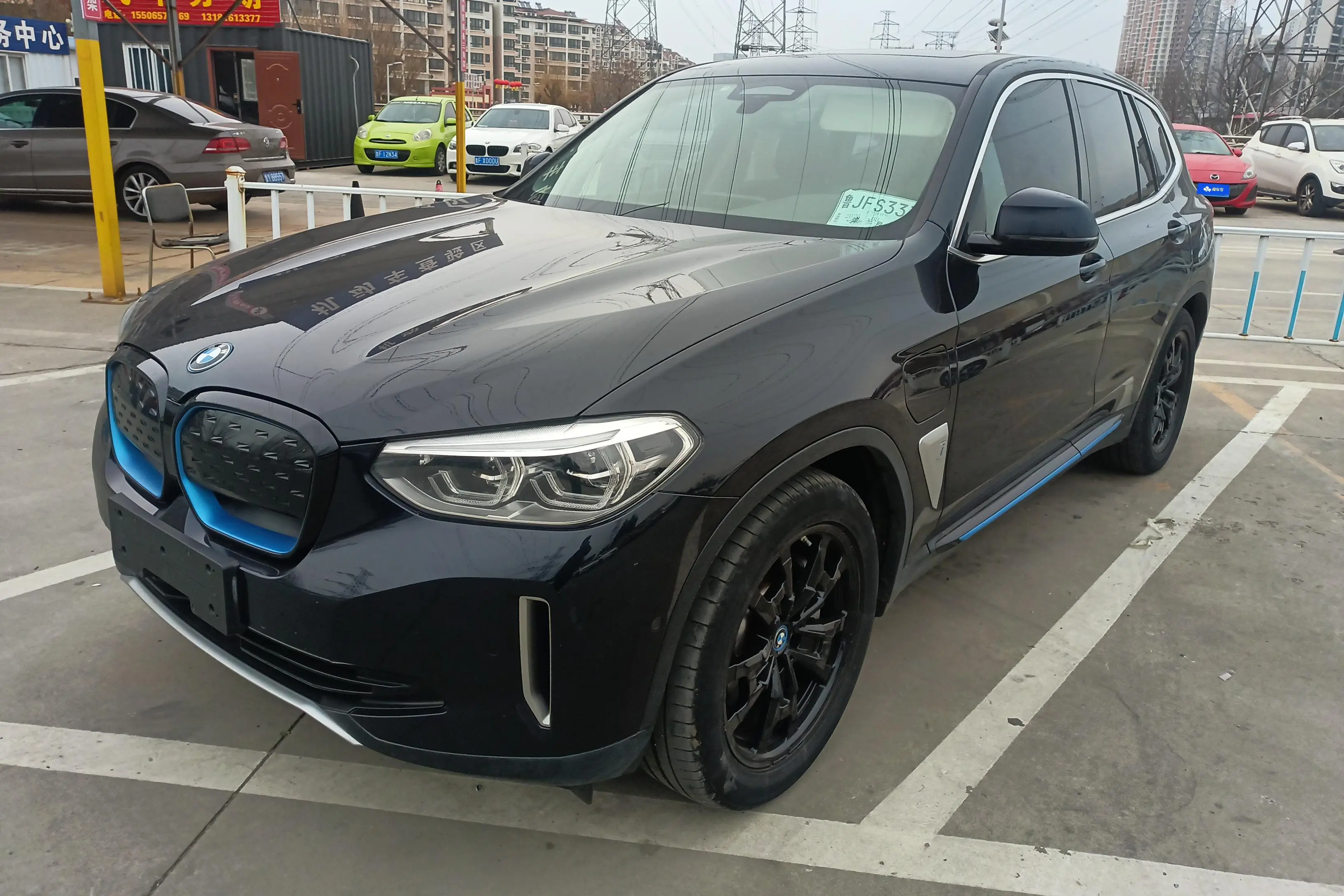BMW iX3