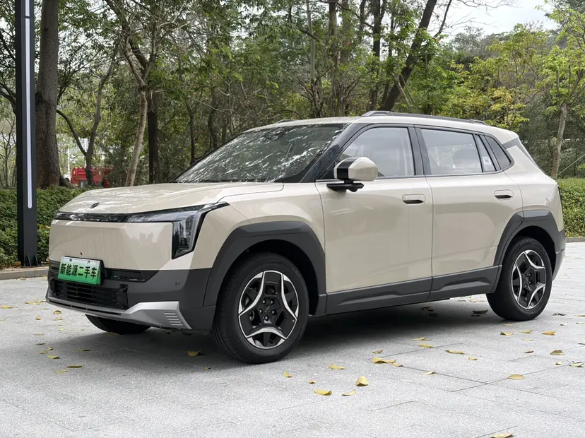 Dongfeng Nano 06