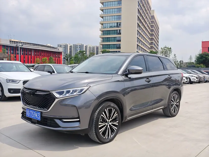 Oshan Changan Auchan X7