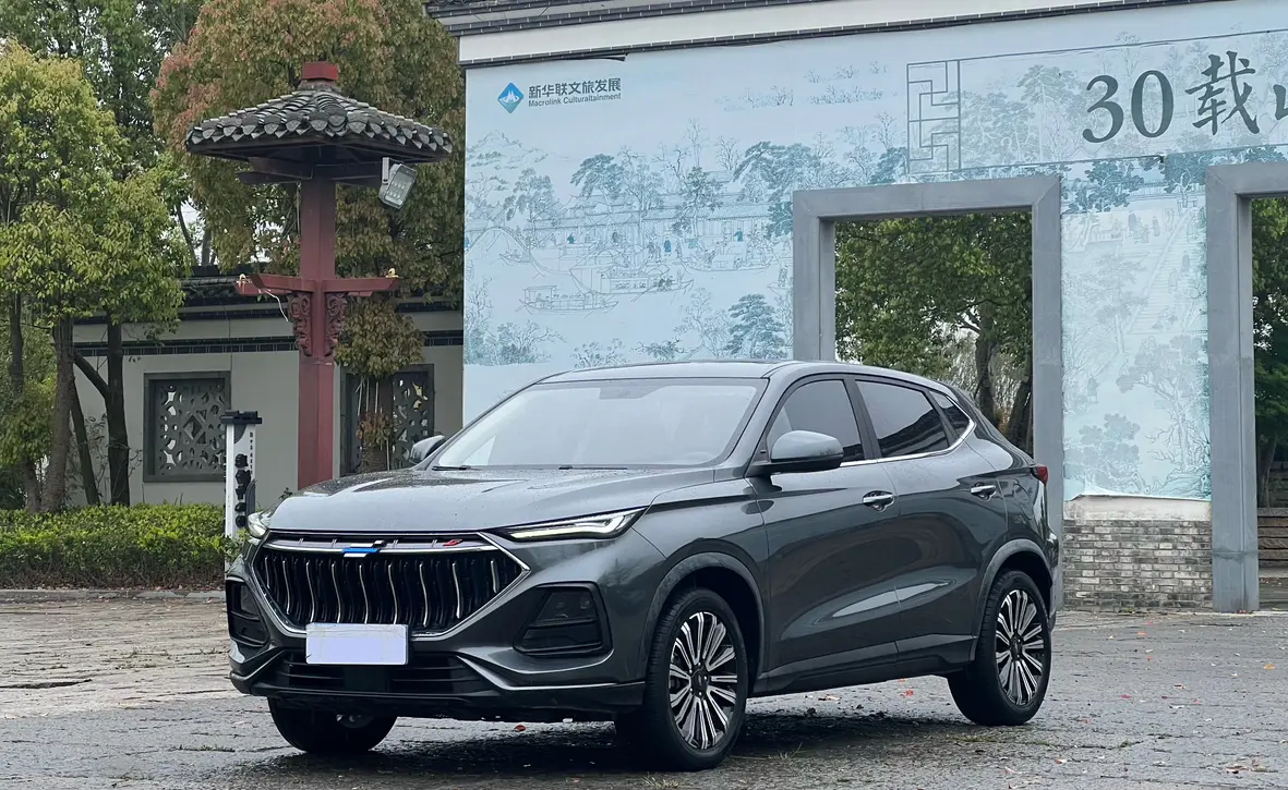 Oshan Changan Auchan X5