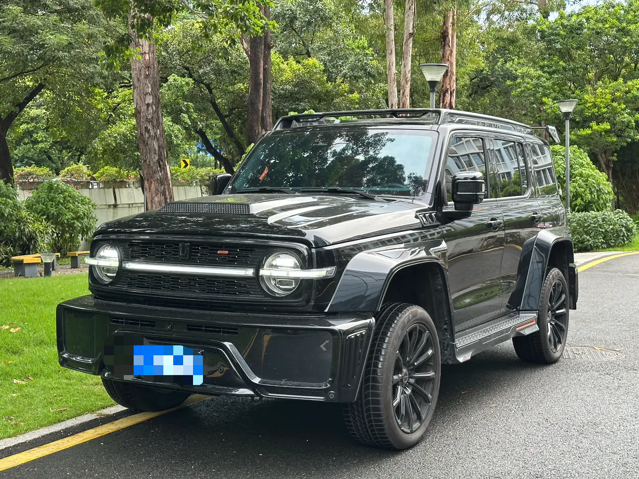 Tank Cyber  300