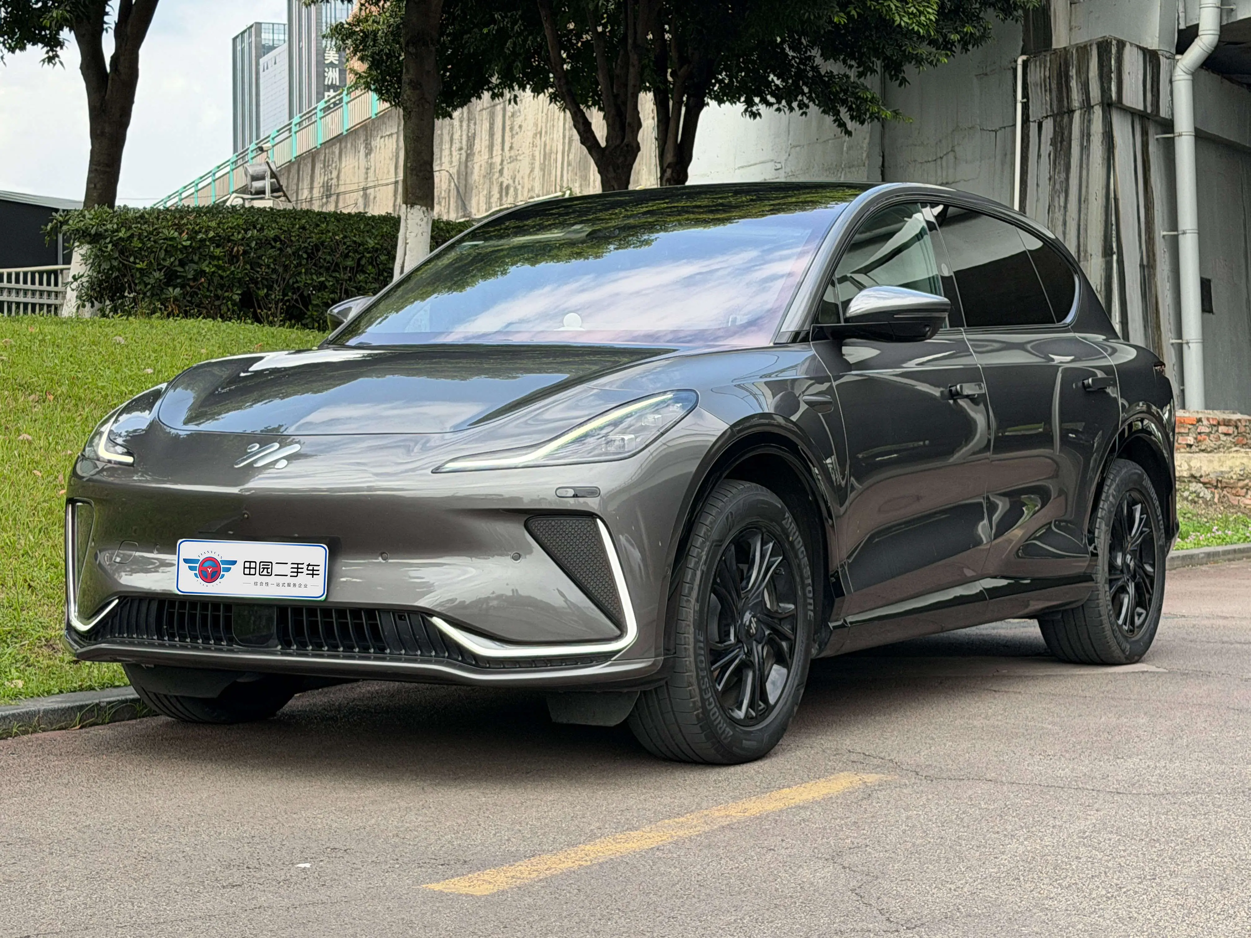 Zhiji LS7