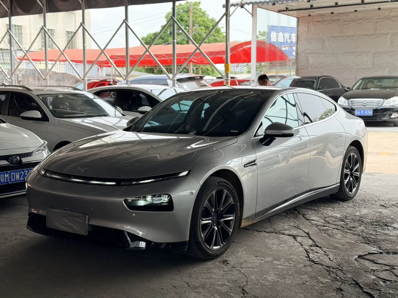 Xpeng P7
