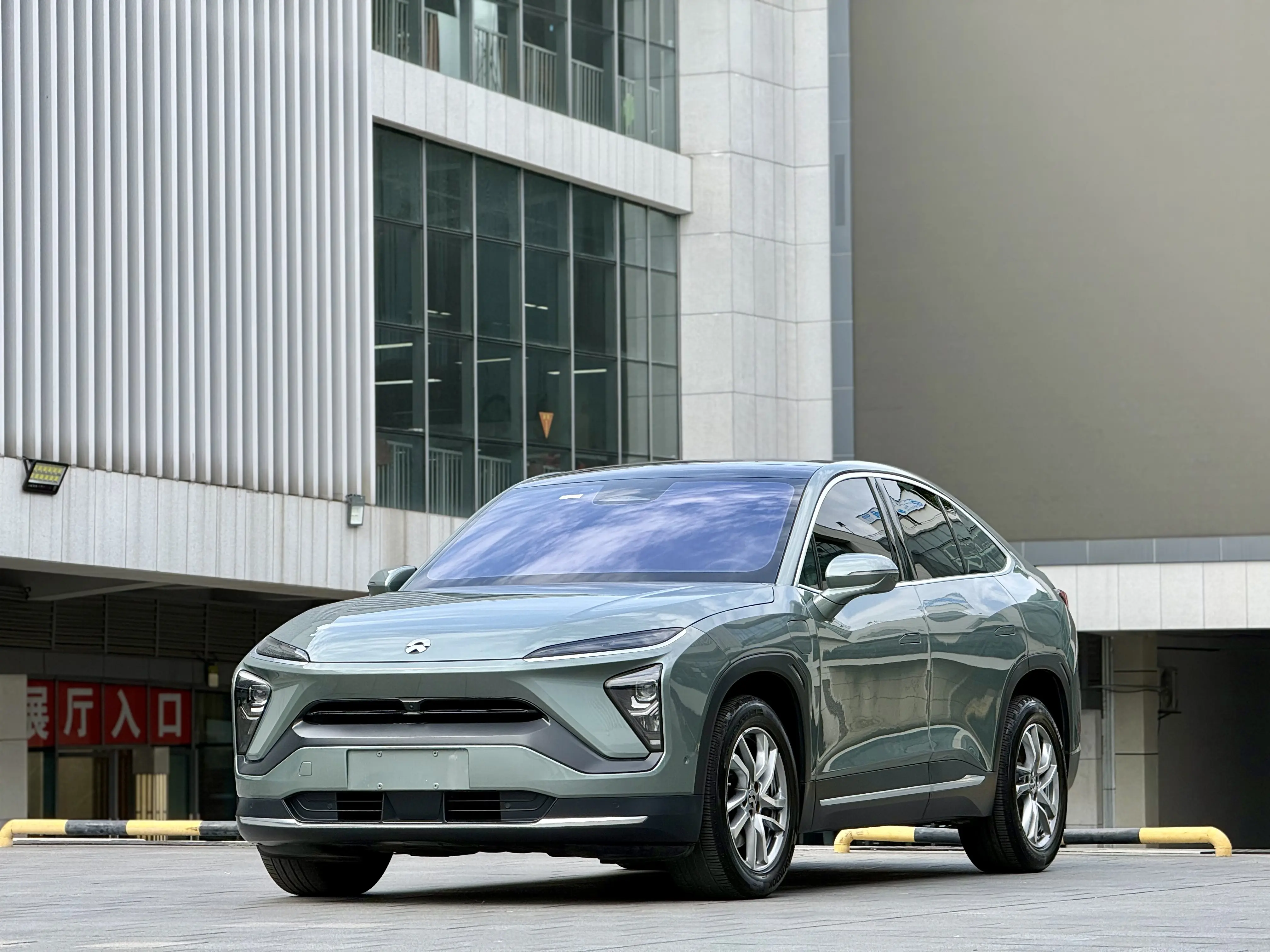 NIO EC6