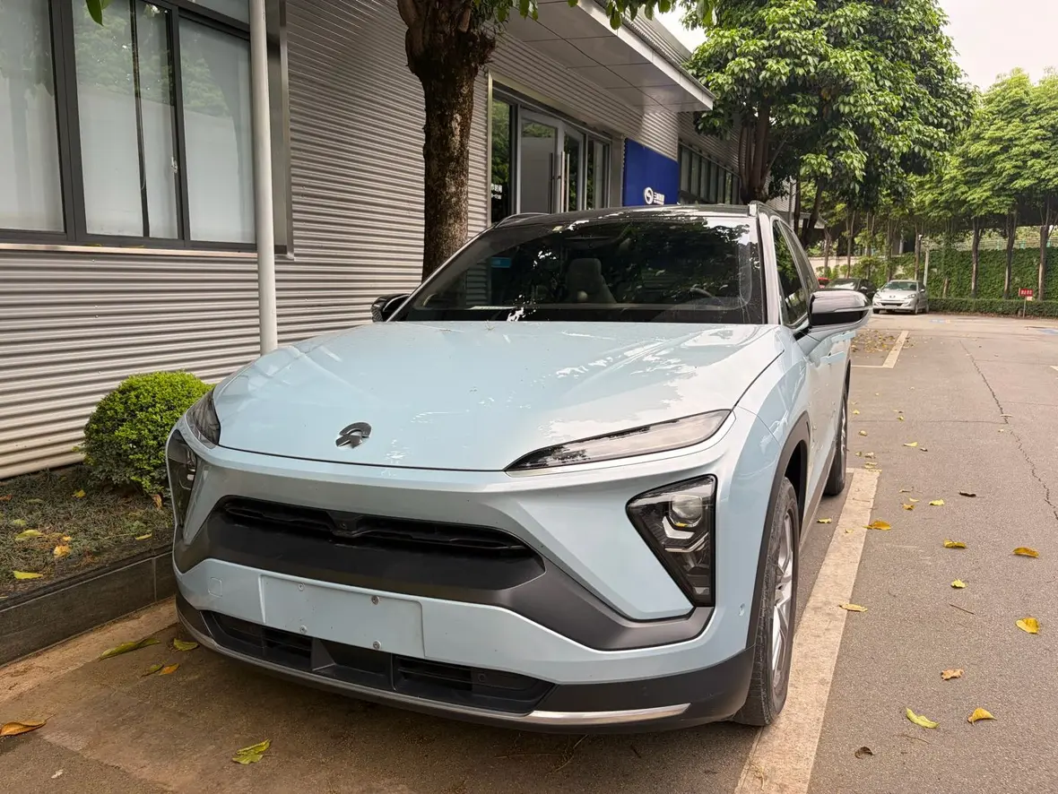 NIO ES6