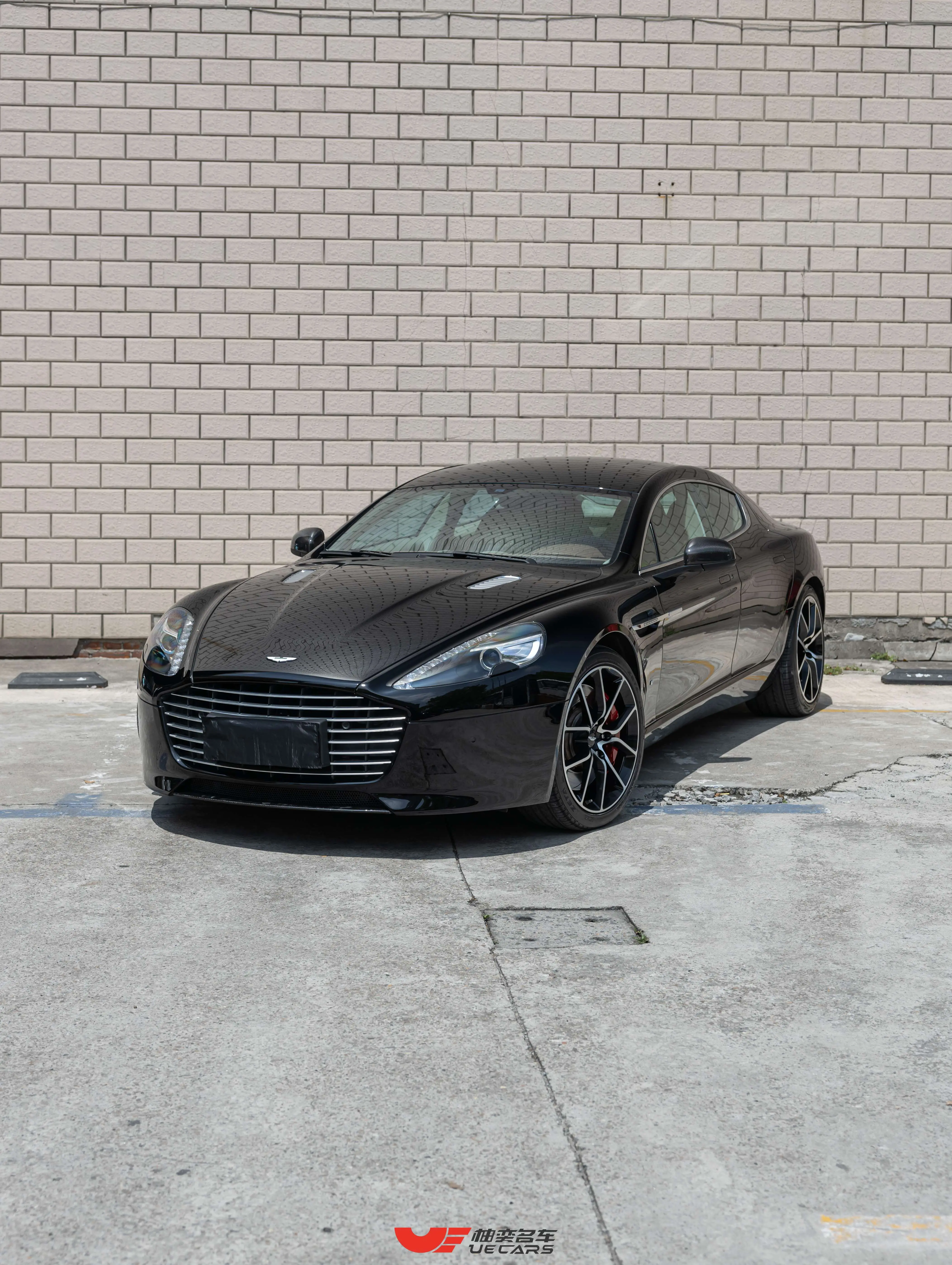 Aston Martin Rapide