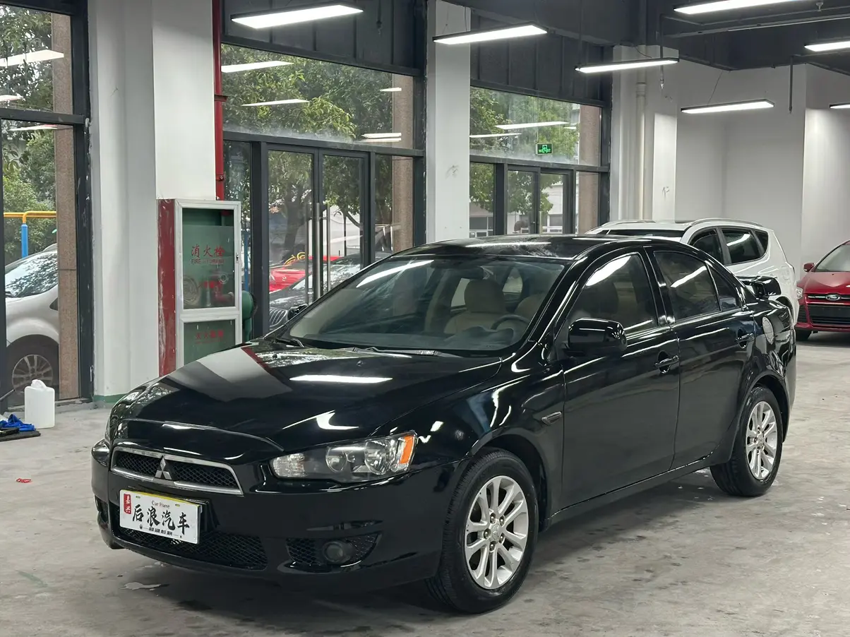 Mitsubishi Winged God