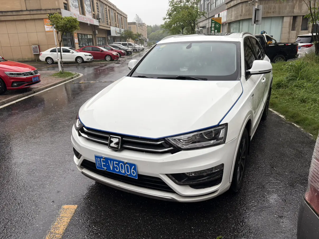 Zotye SR7