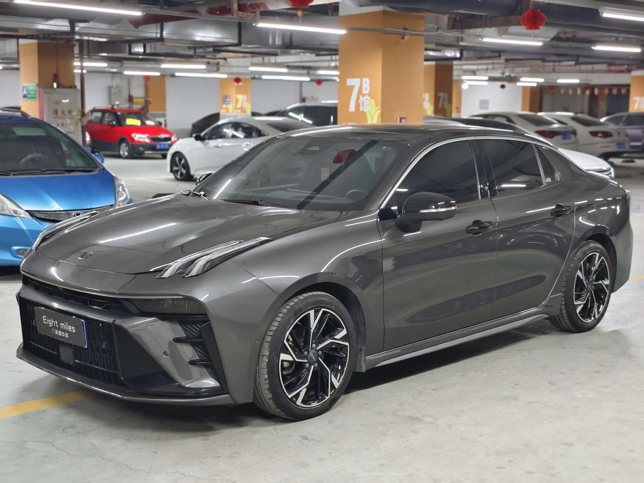 Lynk & Co 03