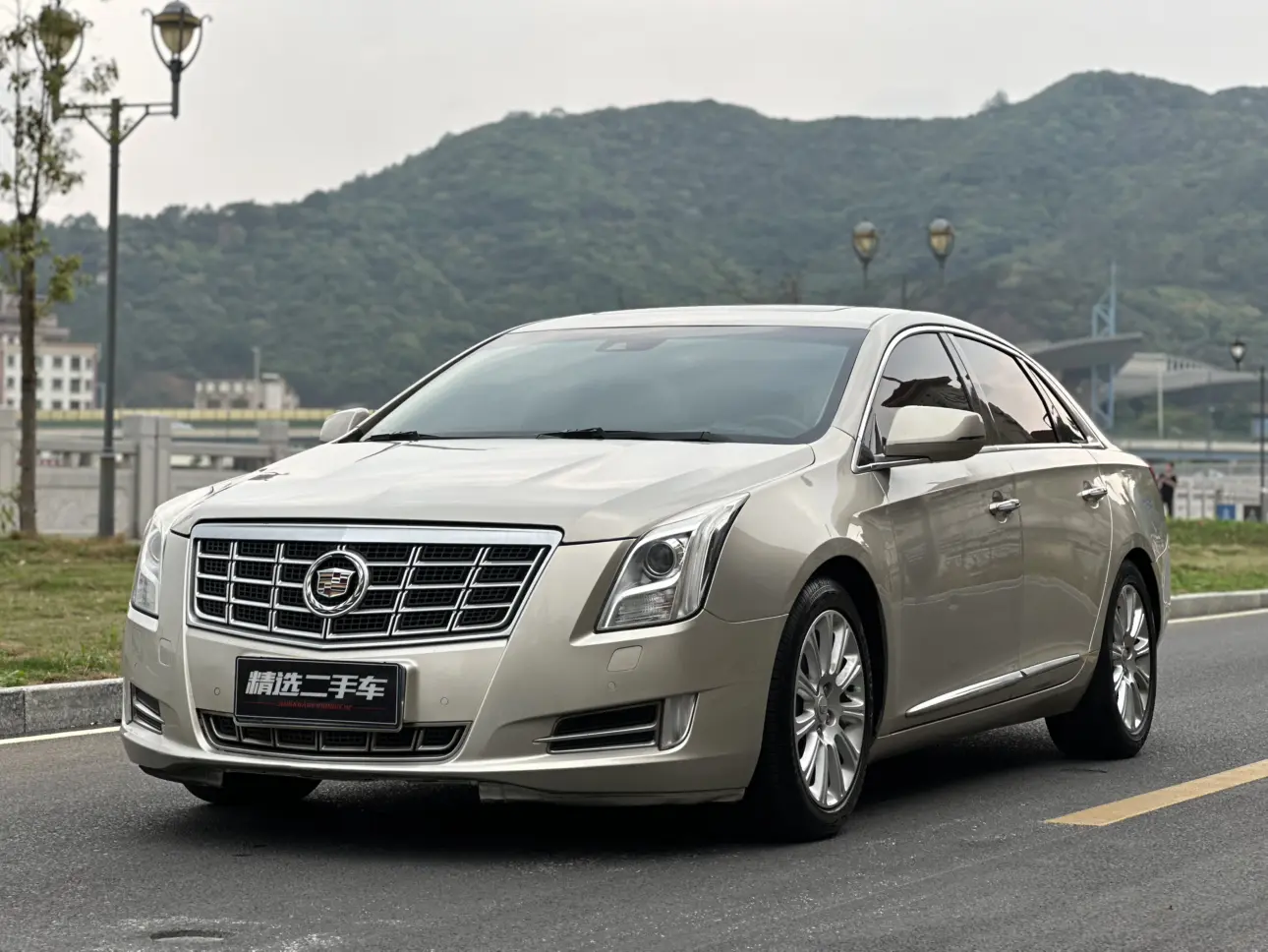 Cadillac XTS