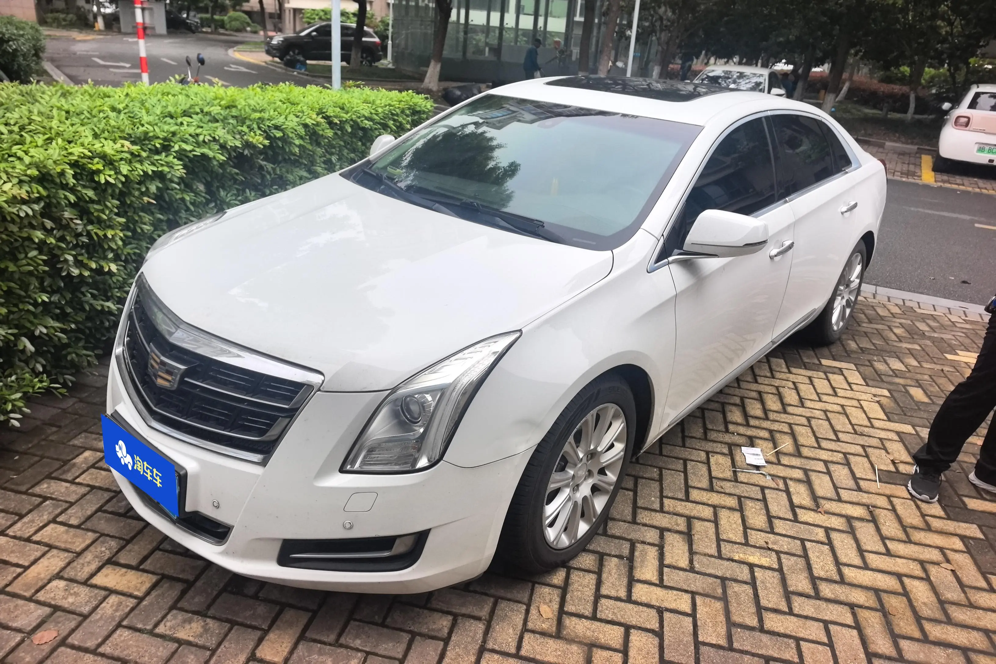 Cadillac XTS