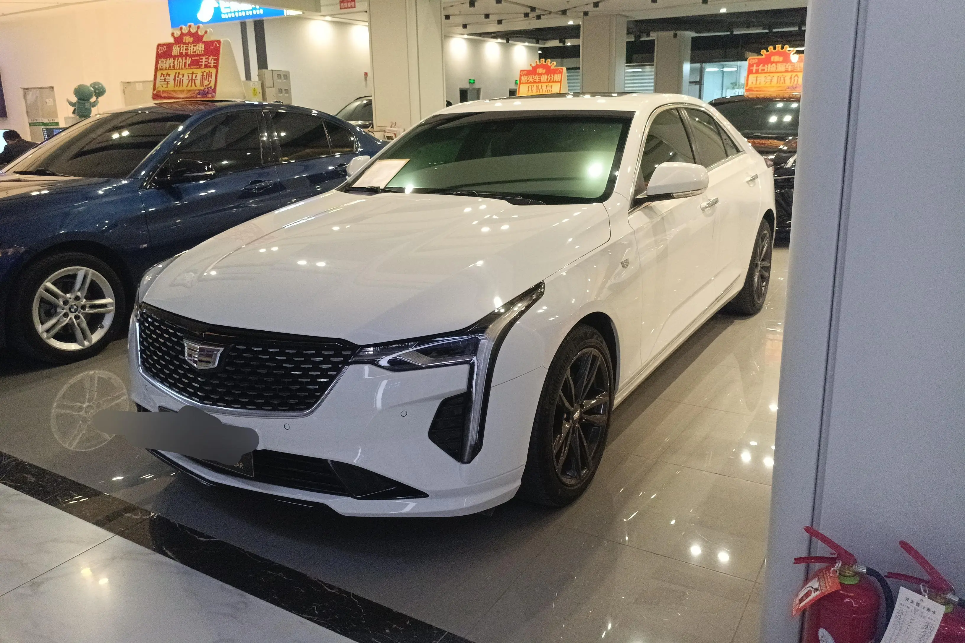 Cadillac CT4