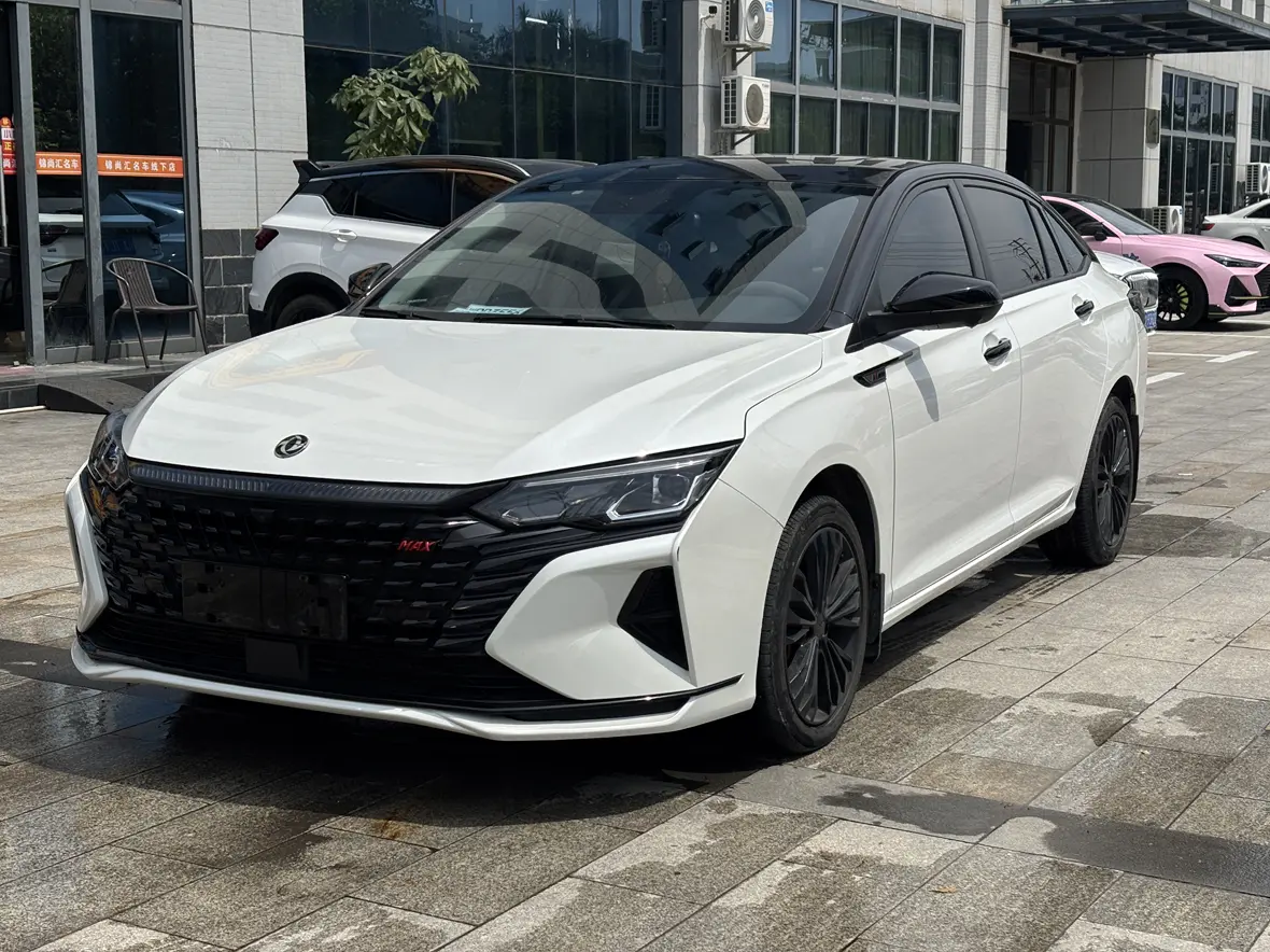 Dongfeng Yixuan MAX
