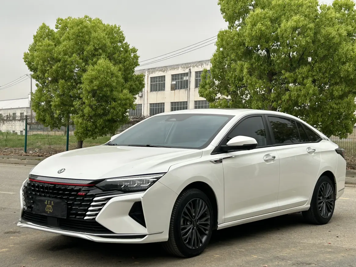 Dongfeng Yixuan MAX