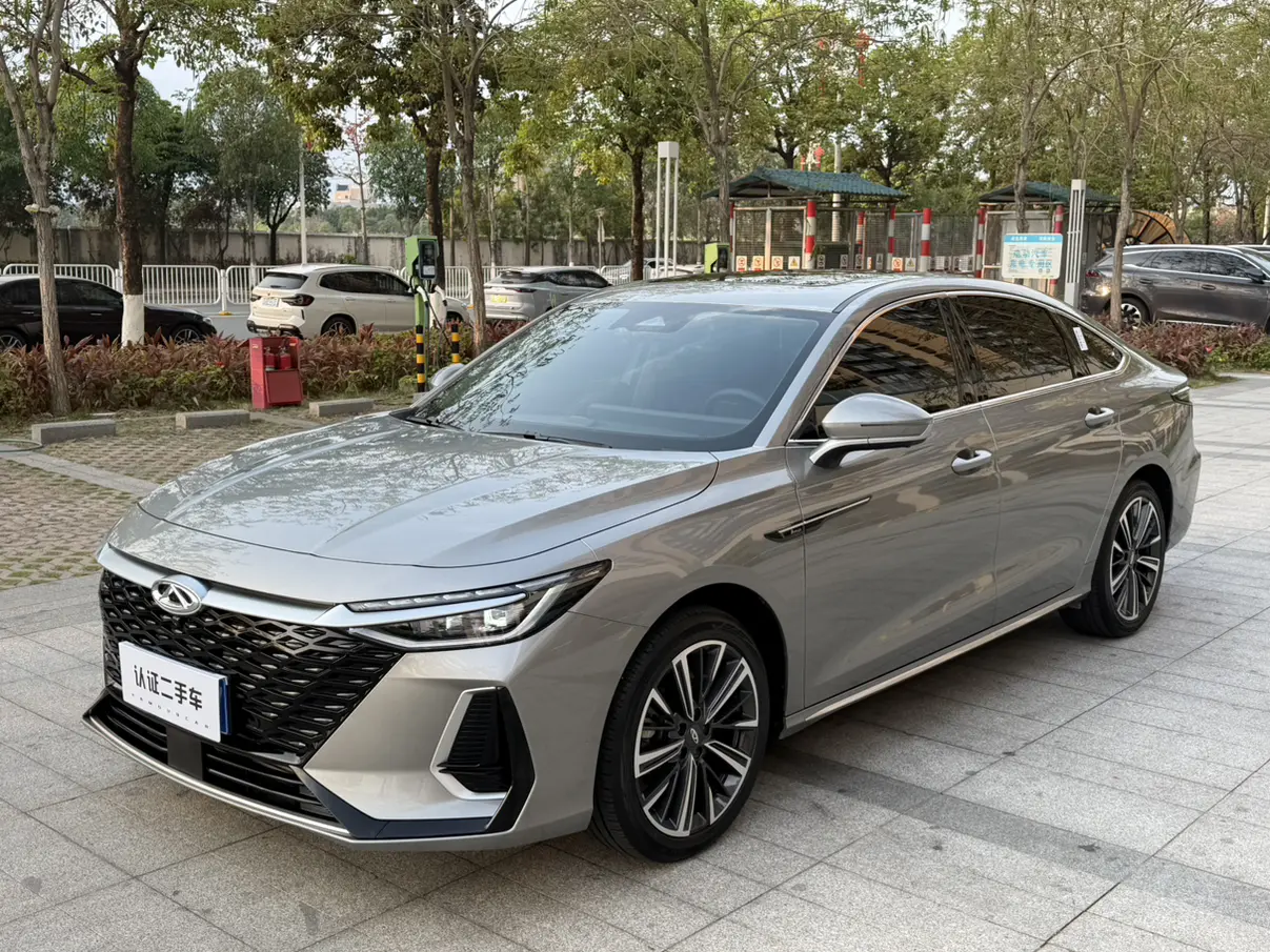 Chery Arrizo 8