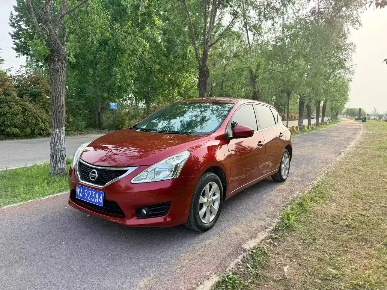 Nissan Tiida