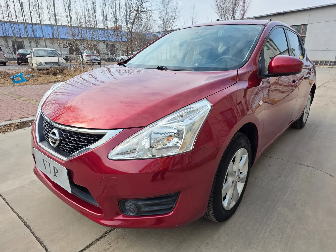 Nissan Tiida