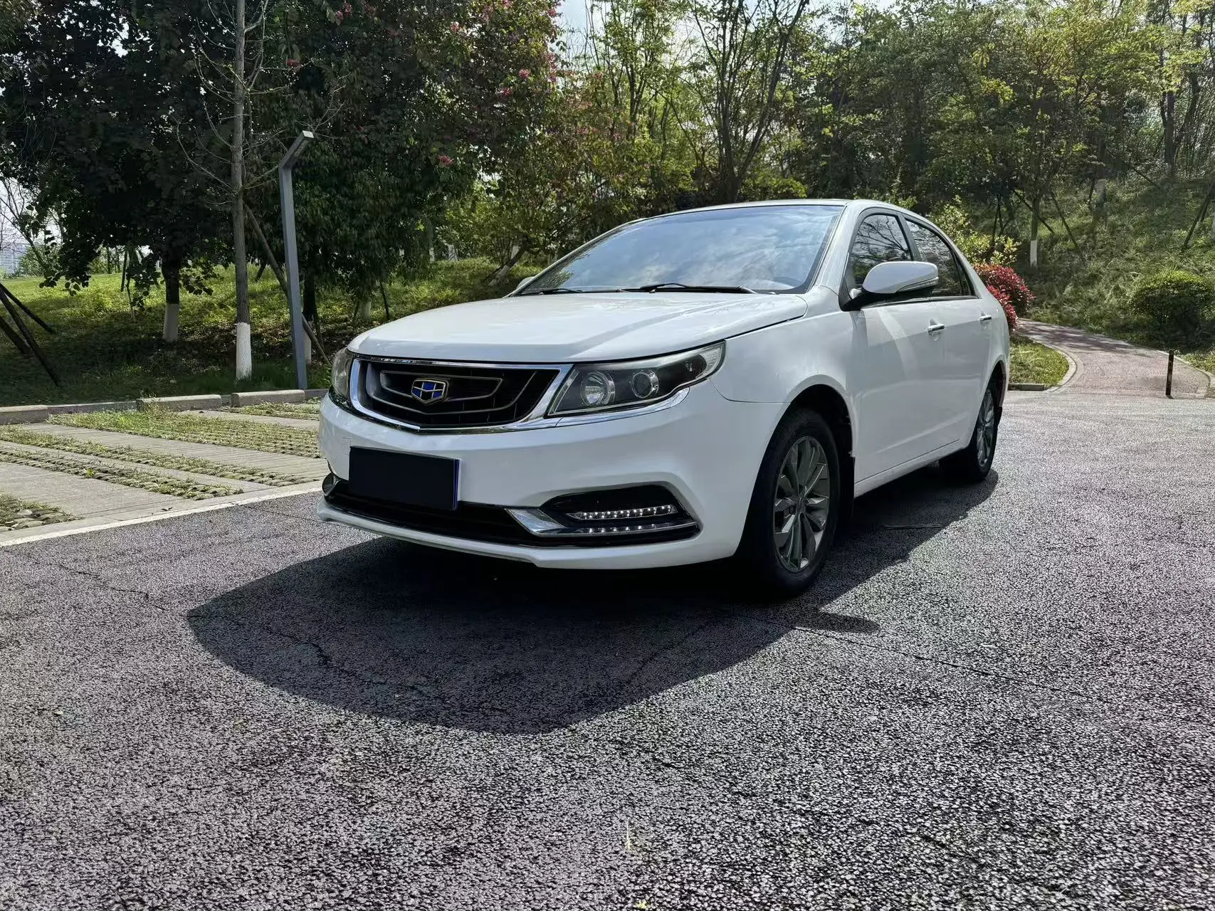 Geely Vision