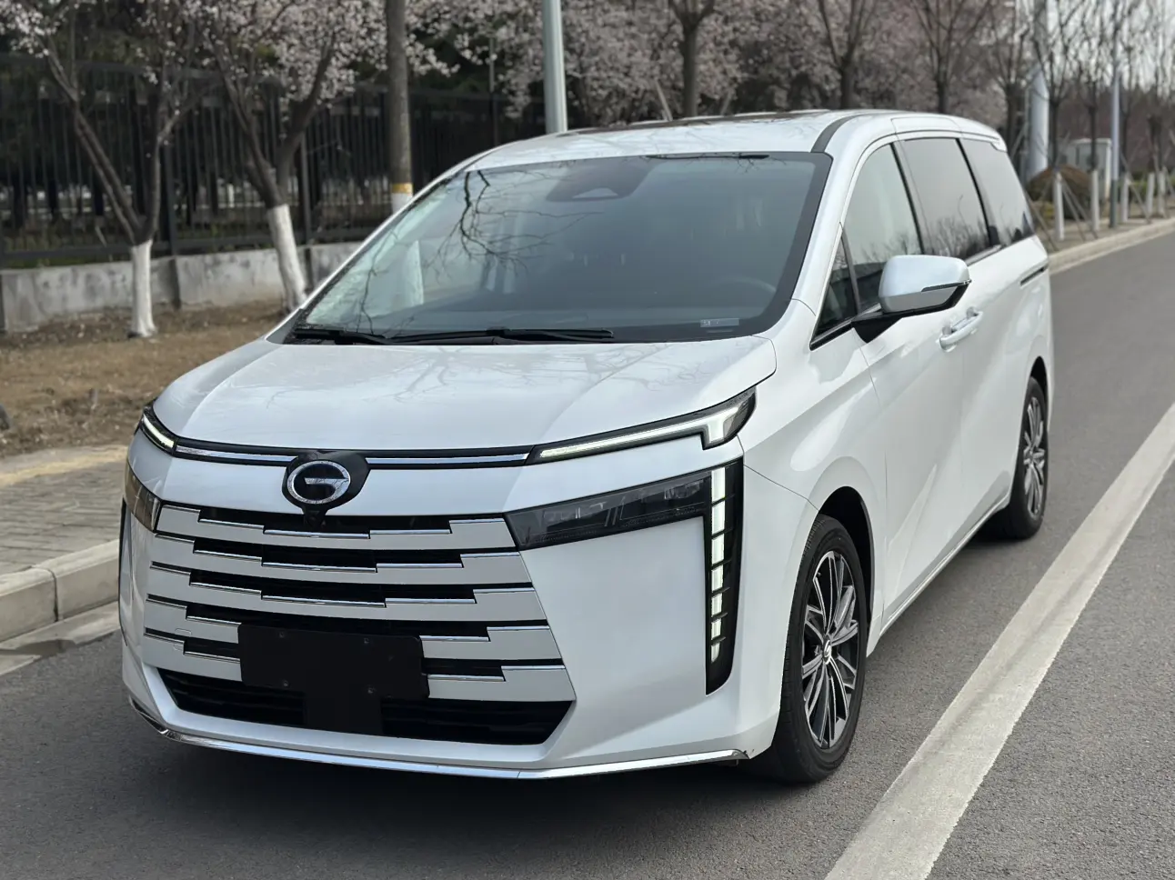 GAC Trumpchi E8