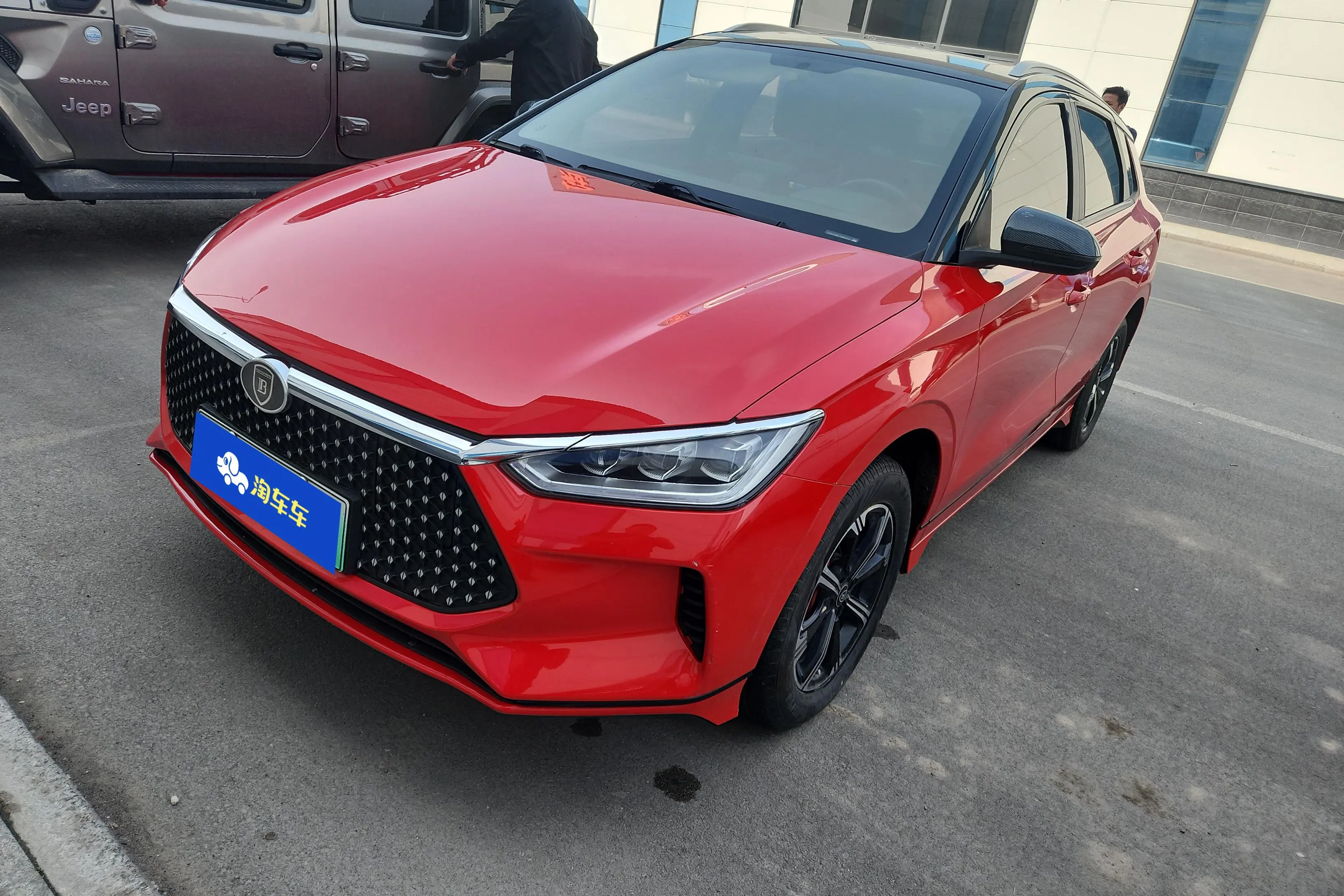 BYD e2