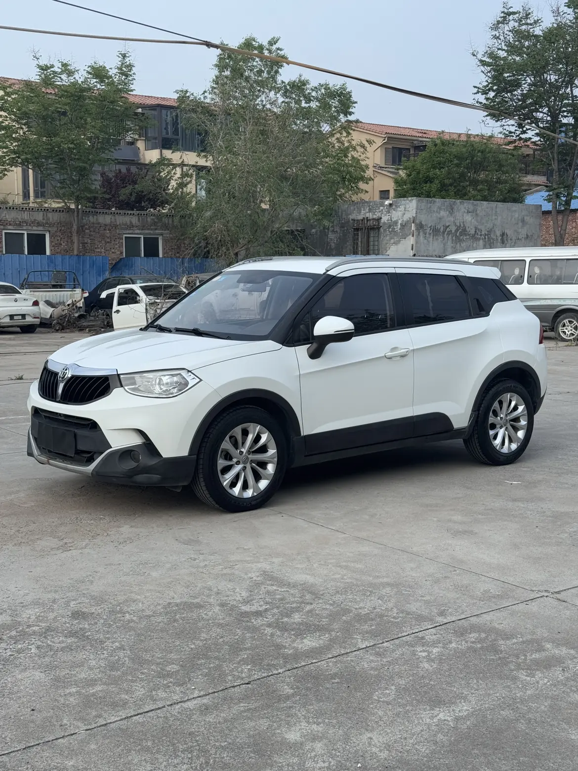 Brilliance China V3
