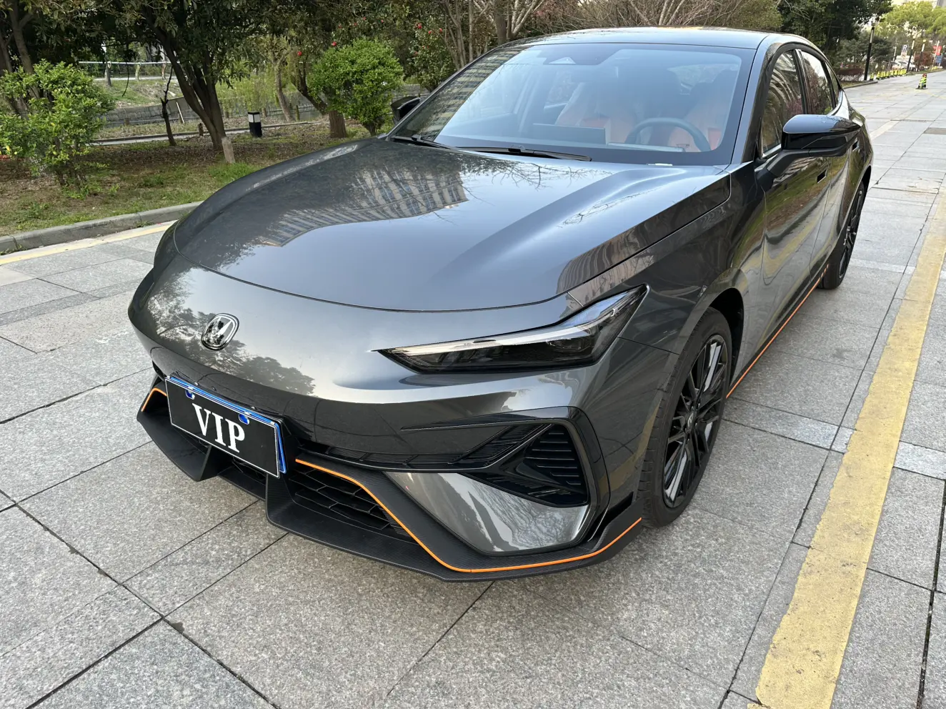 Changan UNI-V