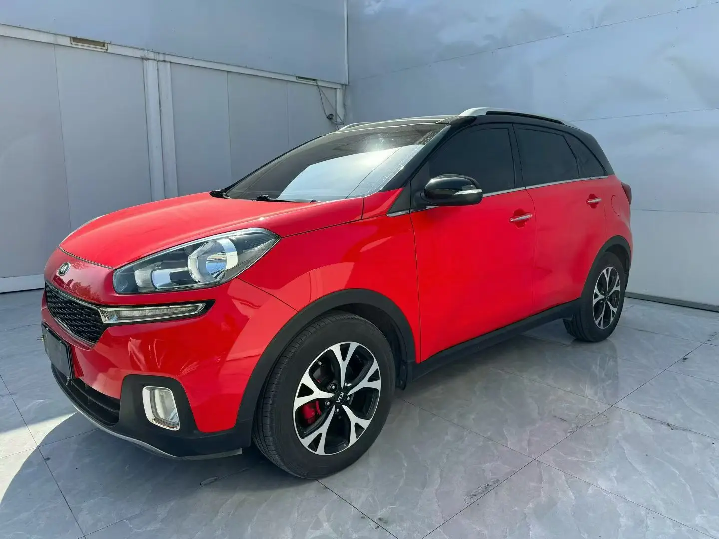 Kia Run proudly
