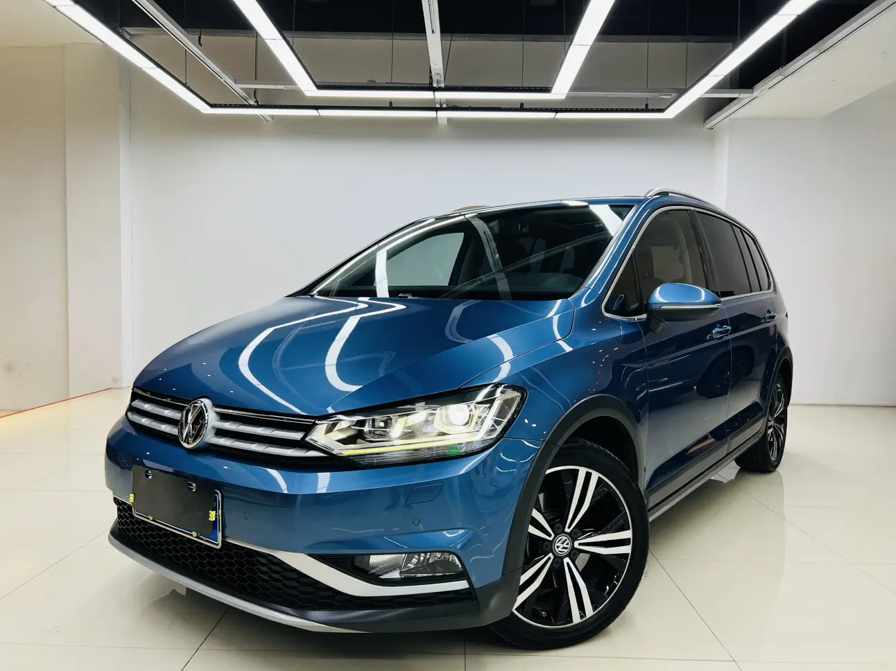 Volkswagen Touran L