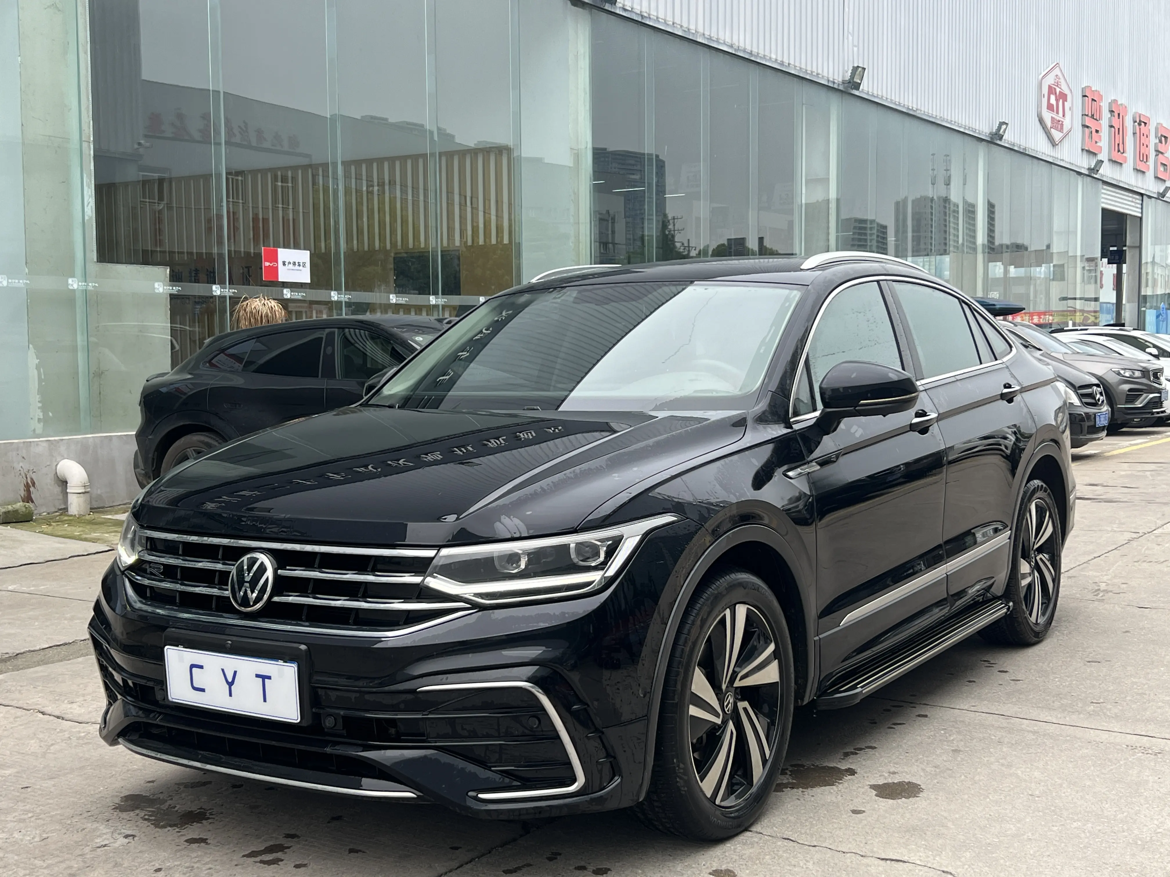 Volkswagen TiguanX