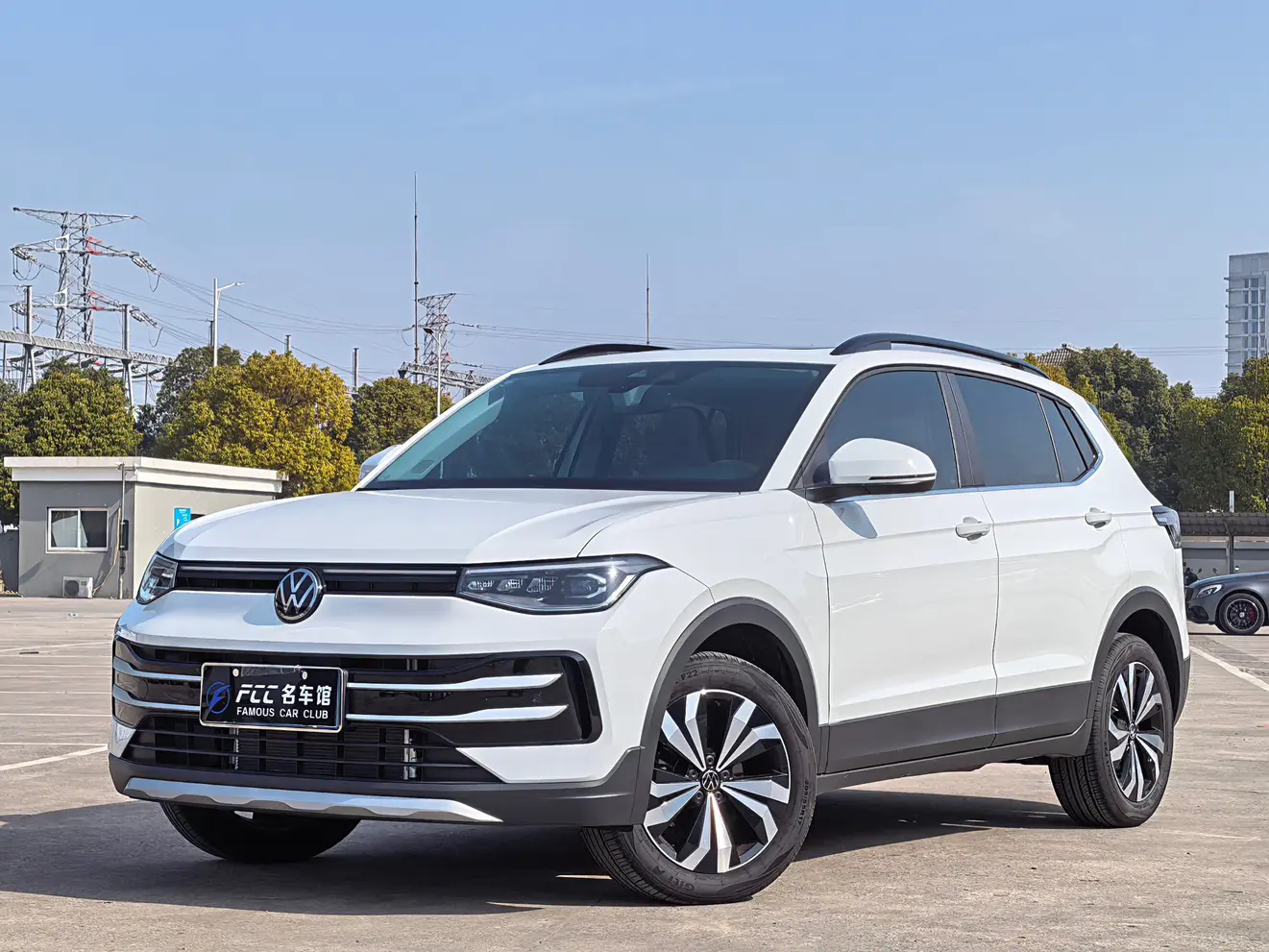 Volkswagen Tharu