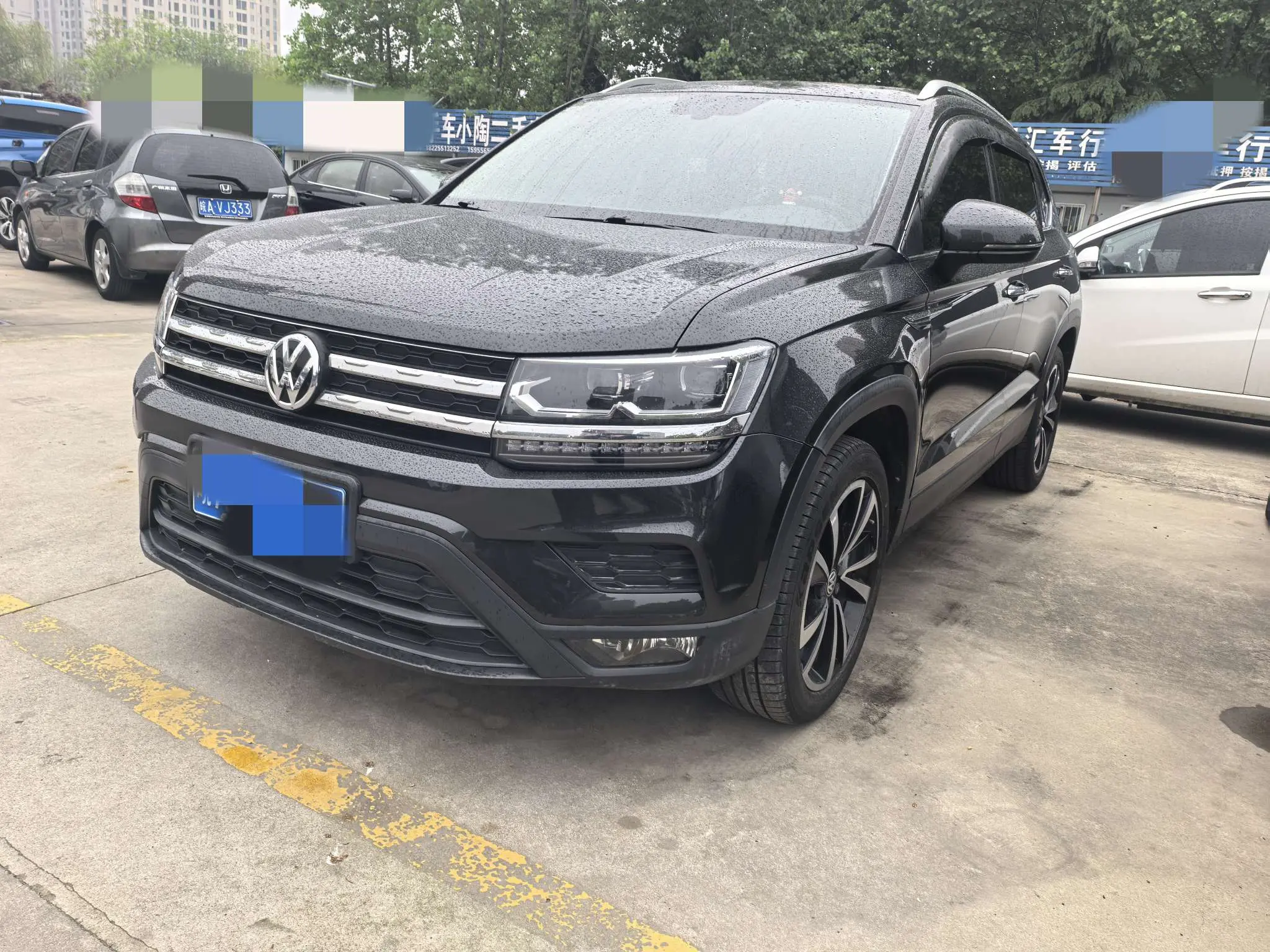 Volkswagen Tharu