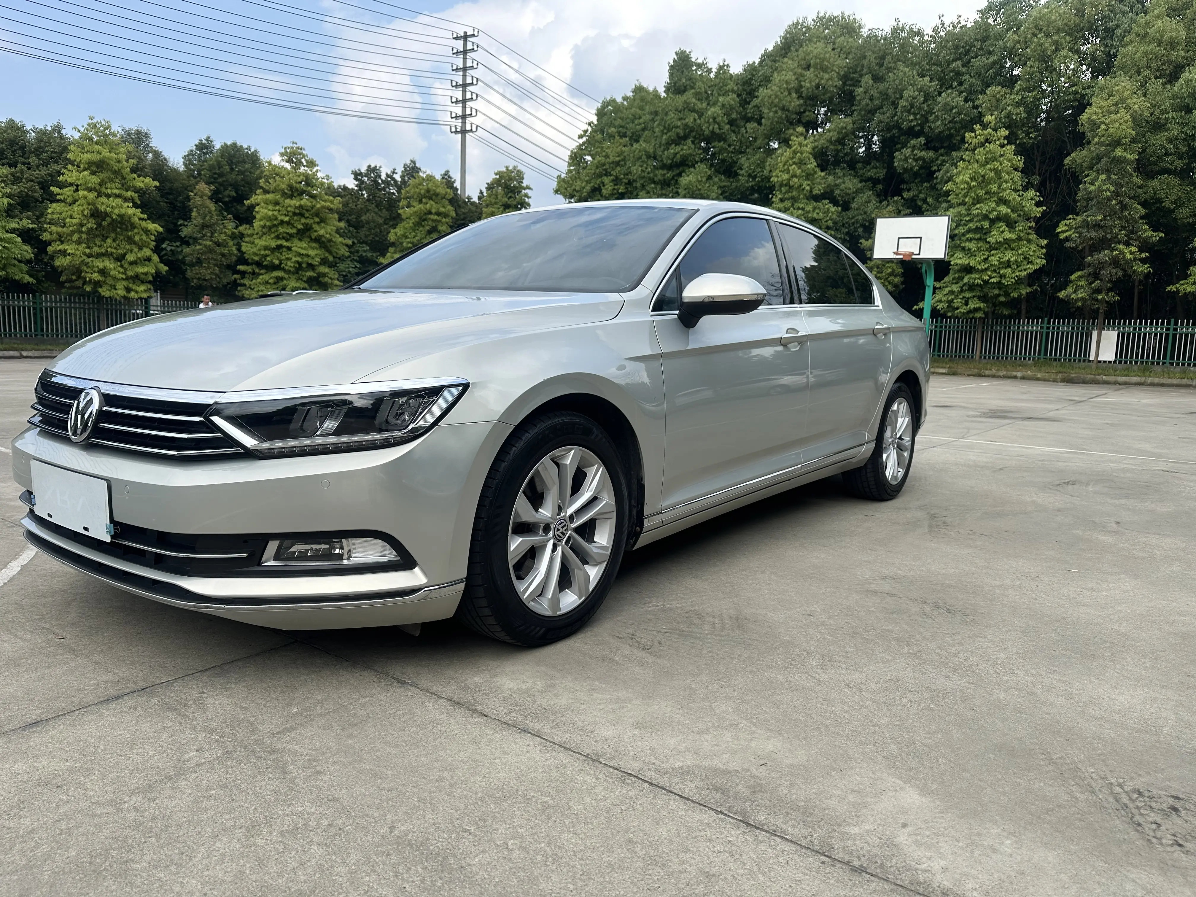 Volkswagen Magotan