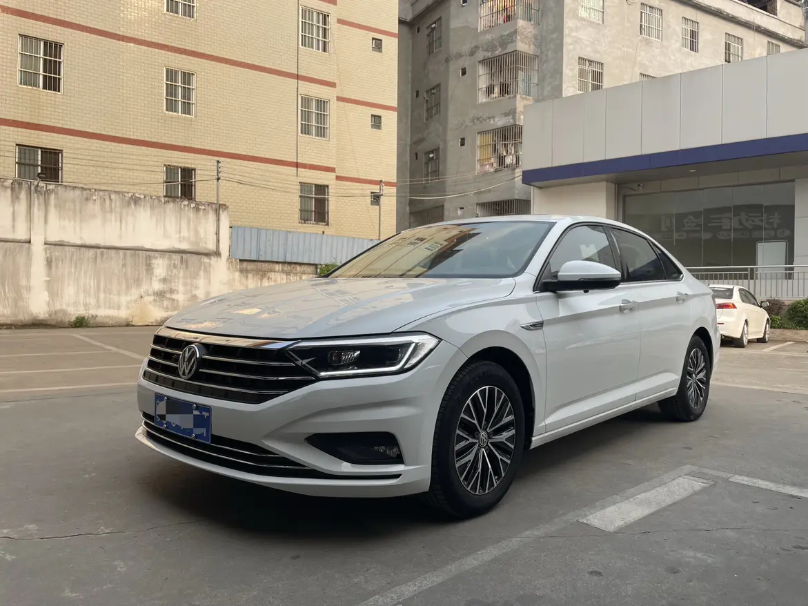 Volkswagen Sagitar
