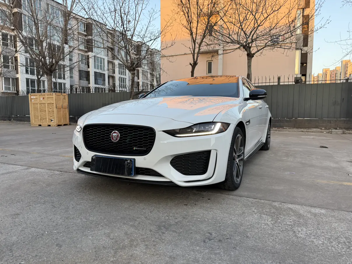 Jaguar XEL