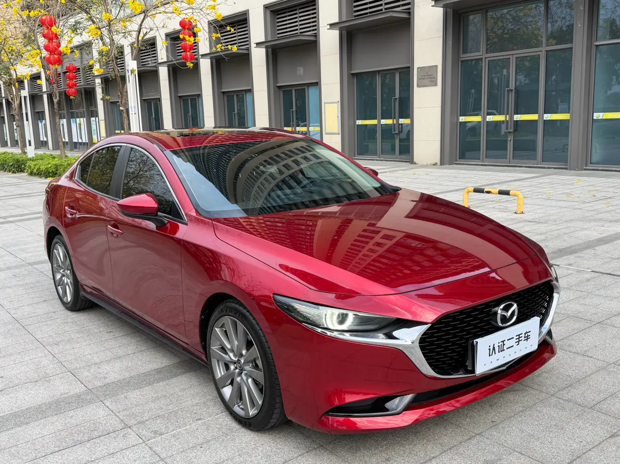 Mazda Axela