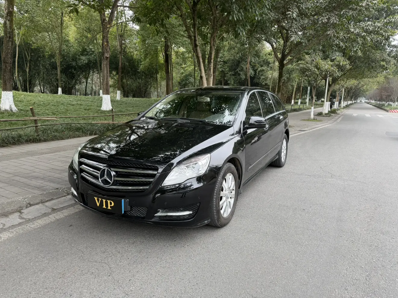 Mercedes-Benz R-Class