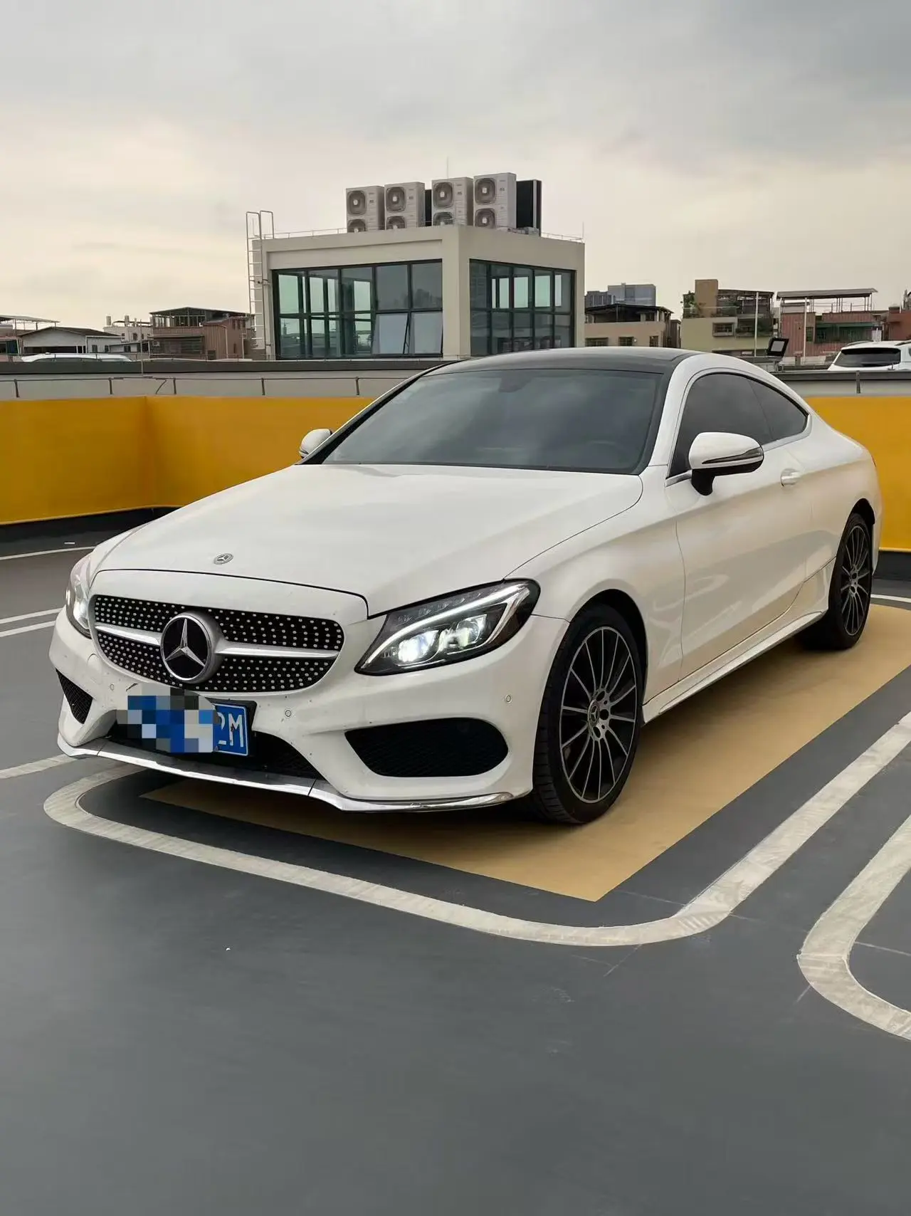 Mercedes-Benz C-Class