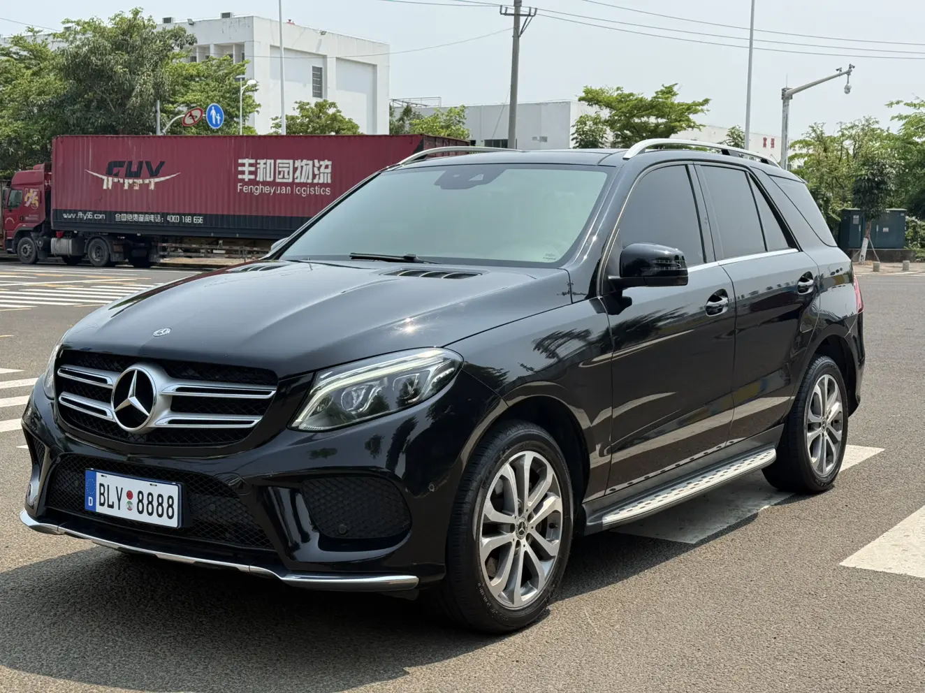 Mercedes-Benz GLE (Imported)