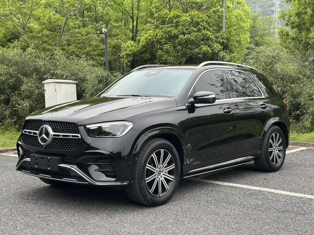 Mercedes-Benz GLE (Imported)