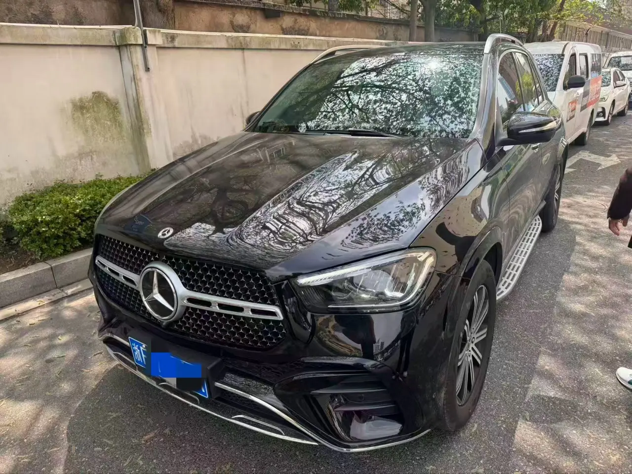 Mercedes-Benz GLE (Imported)