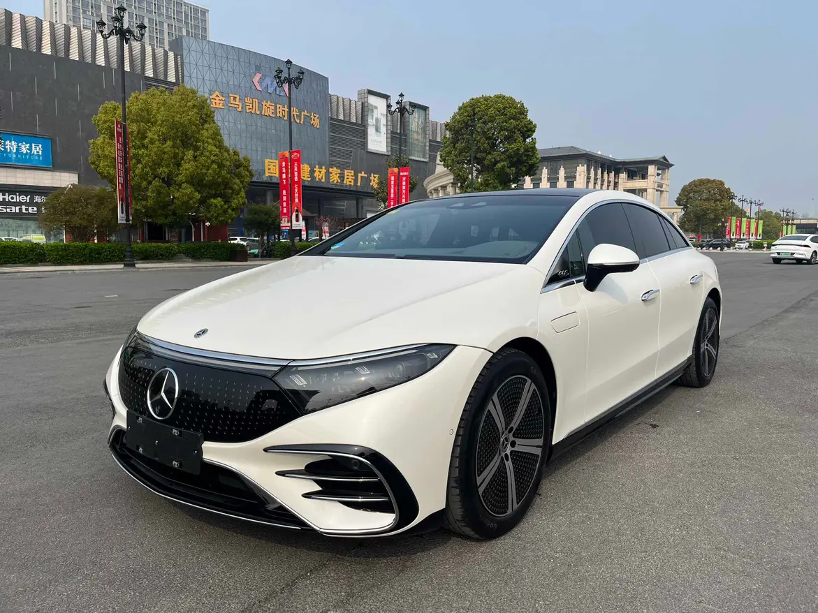 Mercedes-Benz EQS