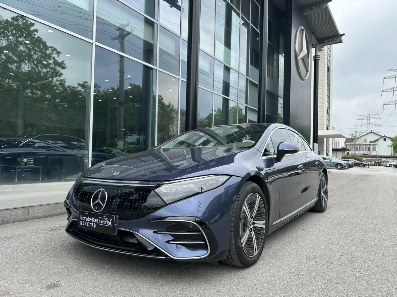 Mercedes-Benz EQS