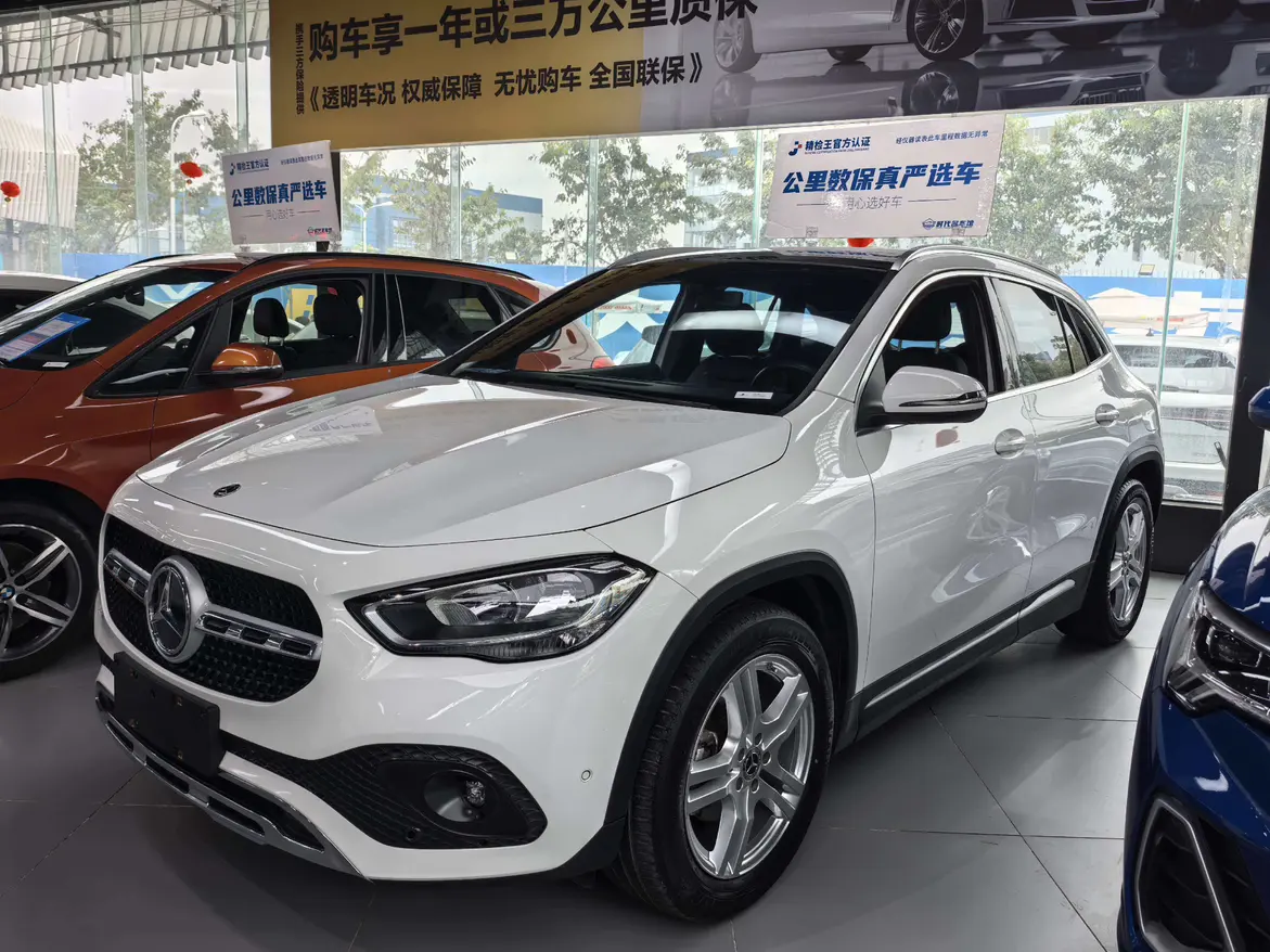 Mercedes-Benz GLA